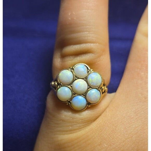 10kt Gold Opal Flower Ring - Picture 7 of 7